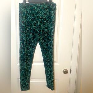 LulaRoe tall and curvy leggings
